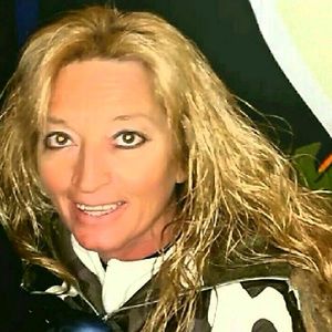 Meet your Posher, Annette